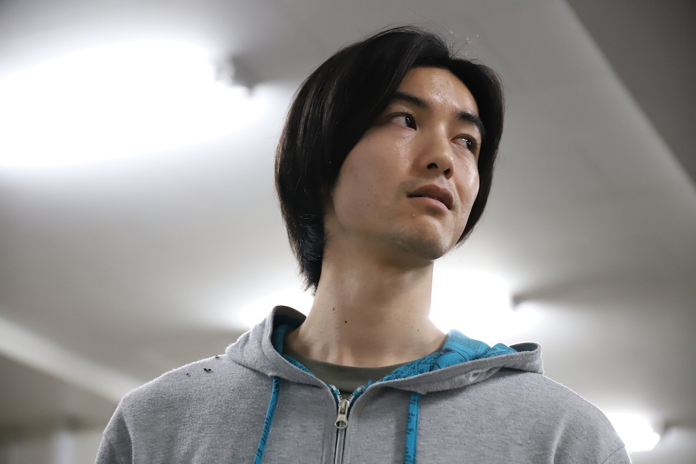舞台版「BLACK BIRD」通し稽古レポート　妖怪との切ない純愛物語を、八百屋舞台で表現 イメージ画像