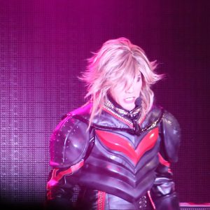 なにが正義で、悪なのかーー人間ドラマ描くウルトラマン舞台『DARKNESS HEELS』イベントレポート イメージ画像