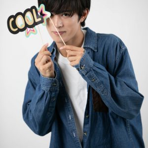 舞台『ピオフィオーレの晩鐘』出演の“伊吹和真”って？はじける笑顔と声に胸キュン【#令和のイケメン名鑑】 イメージ画像