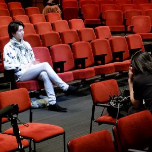 佐藤信長、山田ジェームス武らが出演　“客席”が舞台の短編ドラマ『F列23番の男』が配信決定 イメージ画像