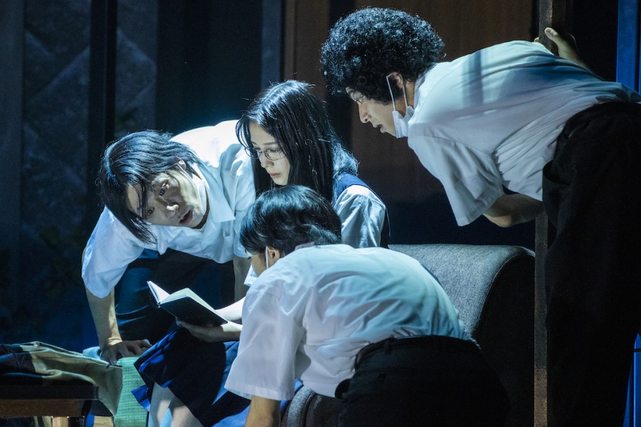 描かれる“一人の14歳”住田の姿　舞台『ヒミズ』開幕、ゲネプロ写真が公開 イメージ画像