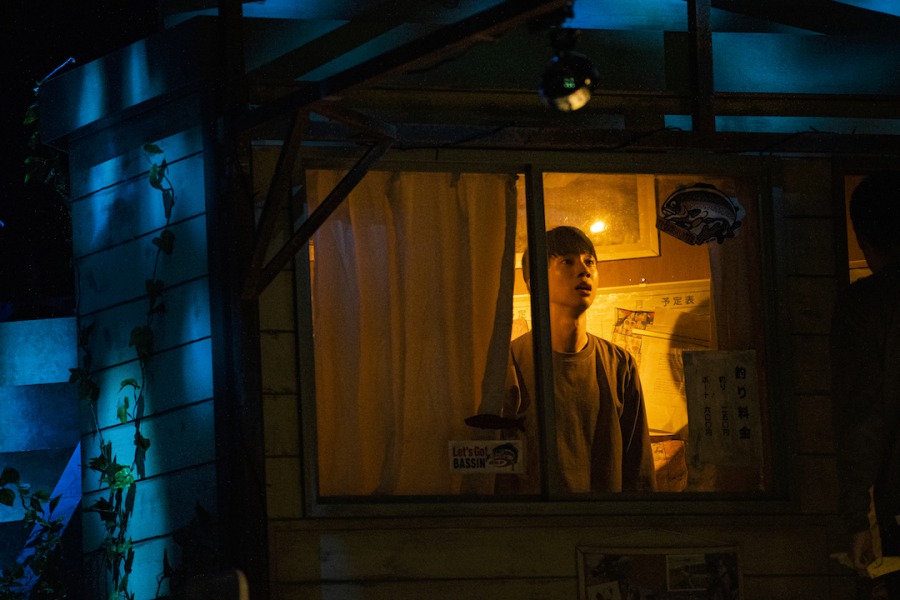 描かれる“一人の14歳”住田の姿　舞台『ヒミズ』開幕、ゲネプロ写真が公開 イメージ画像