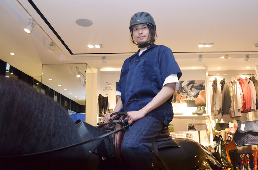 1万円コーデ、ジョッキー体験…現場に潜入！ 『稲垣成弥のまずやる!チャンネル』撮影秘話を公開 イメージ画像