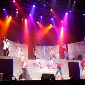 「パラステ」舞台写真＆キャストコメントが到着、佐奈宏紀「各チーム、最後まで競い合いながら…」 イメージ画像
