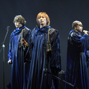 演出・古谷大和×脚本・磯貝龍乎による“禁断”の朗読劇「M・A・D朗毒」開幕 イメージ画像