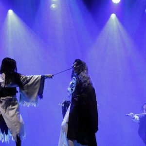 三森すずこ主演、舞台「擾乱」舞台写真が追加解禁　千秋楽公演がアーカイブ配信中 イメージ画像