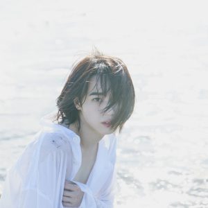 「自分をさらけ出す」　世古口凌がファースト写真集発売へ　ジェンダーレスな美しさからワイルドさまで イメージ画像