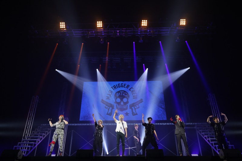 “ハマの三羽鴉”、単独ライブで魅せる！『ヒプノシスマイク -Division Rap Battle-』Rule the Stage《Rep LIVE side M.T.C》ゲネプロレポート イメージ画像