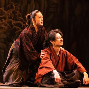 荒木宏文が一人二役で演じる光と影　舞台「漆黒天 -始の語り-」ゲネプロレポート イメージ画像