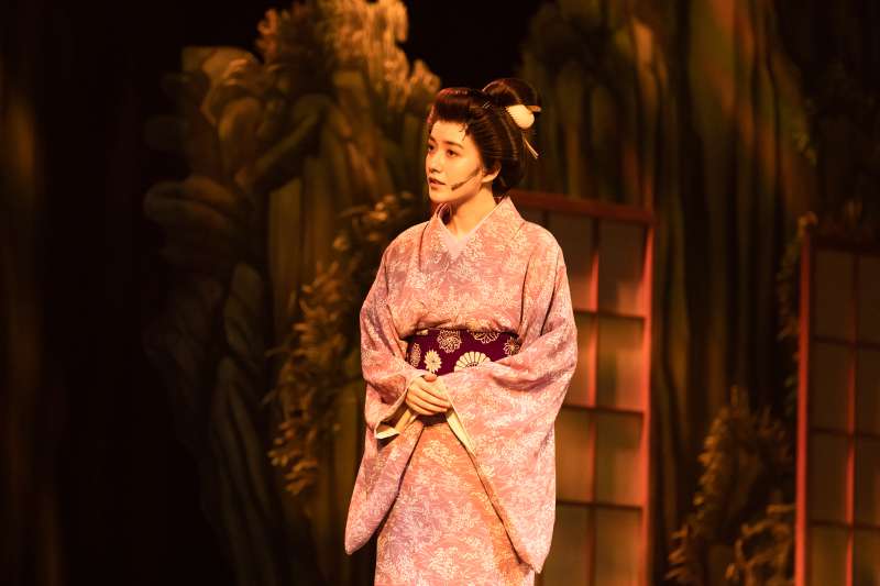 荒木宏文が一人二役で演じる光と影　舞台「漆黒天 -始の語り-」ゲネプロレポート イメージ画像