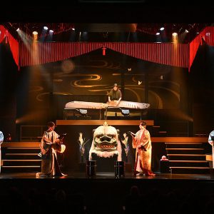荒牧慶彦が亀姫と図書之助の2役を演じ分ける、朗読×和楽器『天守物語』開幕　日替わりキャストに北村諒ら イメージ画像