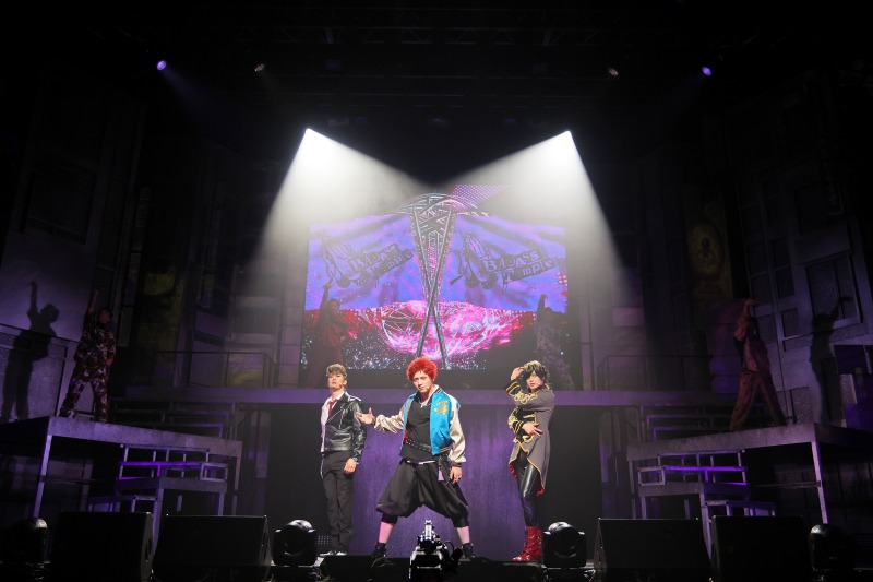 『ヒプステ』Rule the Stage 《Bad Ass Temple VS 麻天狼》が開幕　コメントと舞台写真も到着 イメージ画像