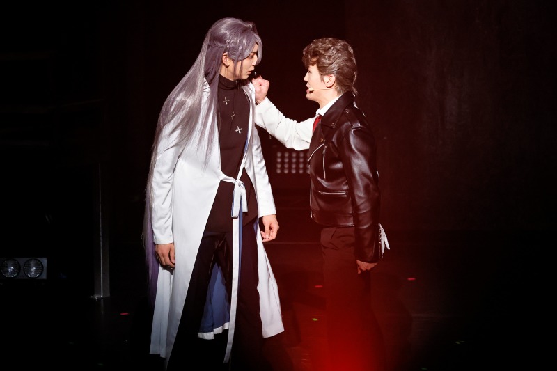 『ヒプステ』Rule the Stage 《Bad Ass Temple VS 麻天狼》が開幕　コメントと舞台写真も到着 イメージ画像