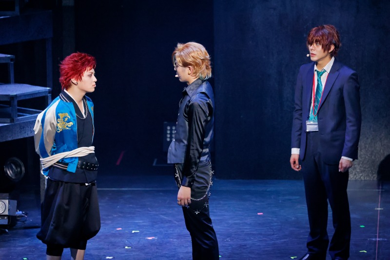 『ヒプステ』Rule the Stage 《Bad Ass Temple VS 麻天狼》が開幕　コメントと舞台写真も到着 イメージ画像