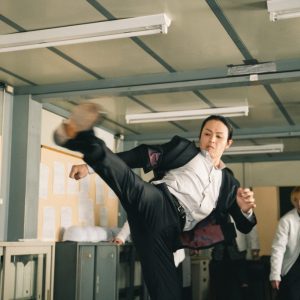 荒木宏文主演、映画『ヒットマン・ロイヤー』が4・21公開　共演に陳内将・高橋健介ら イメージ画像