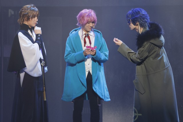 『ヒプステ』《Fling Posse VS MAD TRIGGER CREW》開幕　キャストコメント＆舞台写真が到着 イメージ画像