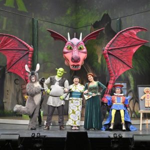 『シュレック・ザ・ミュージカル』フルバージョン公演、抜き稽古＆初日前会見が開催 イメージ画像