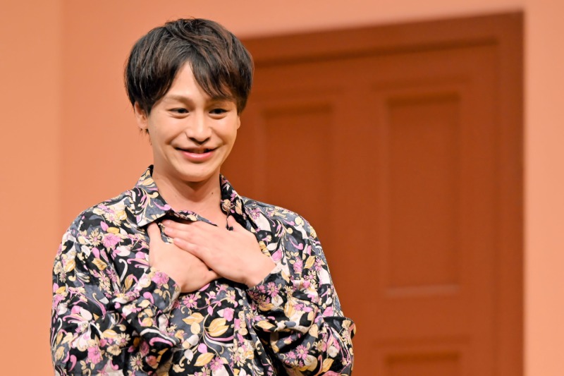 ロンドンコメディ『Run For Your Wife』開幕　舞台写真＆出演者コメントが到着 イメージ画像