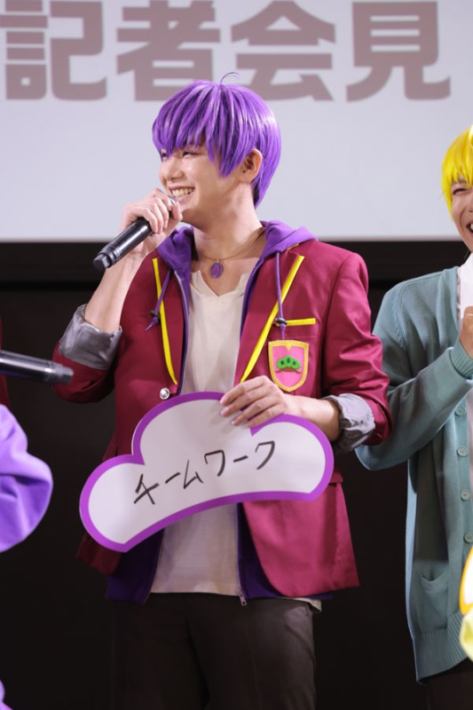 舞台「おそ松さん」2nd SEASON、制作発表記者会見レポートが到着 イメージ画像