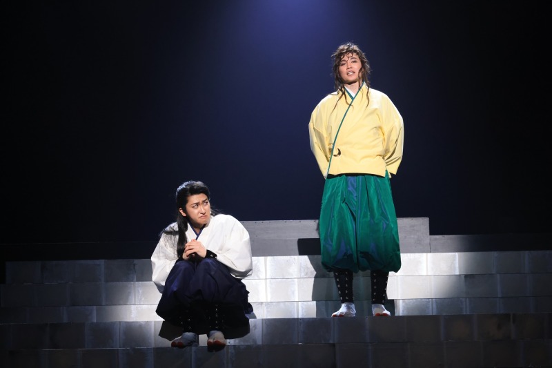 『ながされ・る君へ～足利尊氏太変記～』開幕　舞台写真＆コメントが到着 イメージ画像